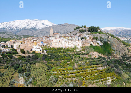 Bergdorf, Schnee, Berge, Polop De La Marina, Polop, Costa Blanca, Provinz Alicante, Spanien, Europa Stockfoto