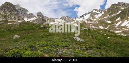 Blick auf die Walliser Alpen, Walliser Alpen vom großen St. Bernhard-Pass, Col du Grand-Saint-Bernard, Colle del Gran San Bernardo Stockfoto