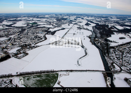 Luftbild, Ruhr-Flusstal im Schnee, Flussaue, Schwerte, Ruhrgebiet Region, North Rhine-Westphalia, Deutschland, Europa Stockfoto