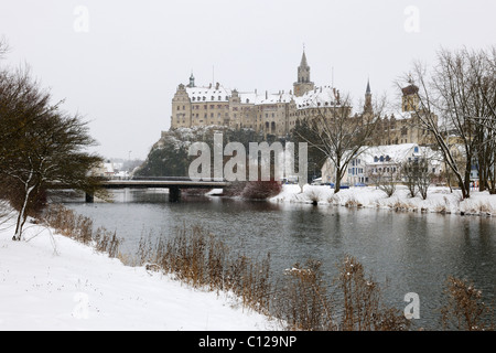 Schloss Sigmaringen Schloss im Winter, Sigmaringen, Baden-Württemberg, Deutschland, Europa Stockfoto