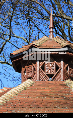 Dach-Detail des viktorianischen Pagode, Saltwell Park, Gateshead, England, UK Stockfoto