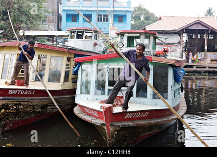 Keralite Schiffer in Alleppey, Kerala, Indien Stockfoto