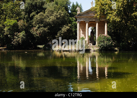 Tempel des Äskulap in der Villa Borghesse, Rom, Italien Stockfoto