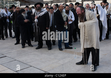 Morgengebet wurden heute von Frauen von der Wand auf die Frauen der Kotel durchgeführt. Jerusalem, Israel. 03.07.2011. Stockfoto