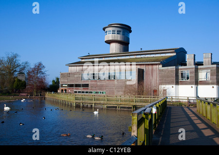 Die Feuchtgebiete Erhaltung Besucher Zentrum, Slimbridge, Glos.  Slimbridge, ist Mitglied der WWT (& Feuchtgebiete Wildlife Trust). Stockfoto