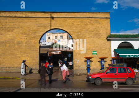 Boulevard Houphouet-Boigny Straße etwas außerhalb der Medina in Casablanca zentralen Marokko in Nordafrika Stockfoto