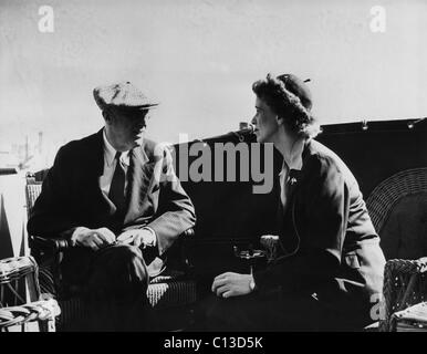 Dem zweiten Weltkrieg. US-Präsident Franklin Delano Roosevelt spricht mit Tochter Anna Roosevelt Boettiger, auf dem Weg zur Konferenz von Jalta 1945. Stockfoto