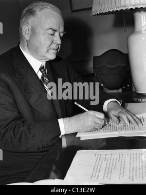 Der ehemalige Präsident Herbert Hoover (1874-1964), US-Präsident 1929-1933, ca. 1939. Stockfoto