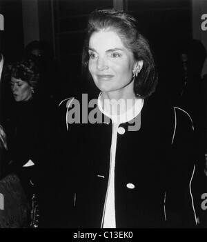 Jacqueline Kennedy Onassis, ca. Ende der 1980er Jahre Stockfoto