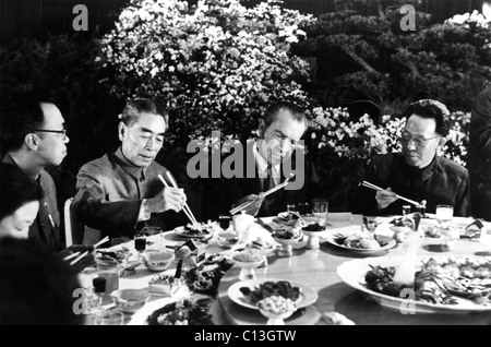 Premier Chou En-Lai, Präsident Richard Nixon in der großen Halle des Volkes in Peking, 1972 Stockfoto