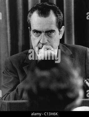 Nixon Präsidentschaft.  US-Präsident Richard Nixon auf einer Pressekonferenz, ca. 1972. Stockfoto