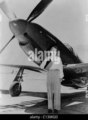 Jacqueline Cochran 1906-1980 amerikanische Flieger mit F-51 MUSTANG Flugzeug. 1948. LC-USZ62-105221 Stockfoto