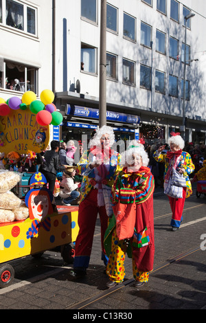 MÜLHEIM/RUHR - traditionelle Karnevalsfeiern am Rosenmontag mit Paraden im Rheinland Stockfoto