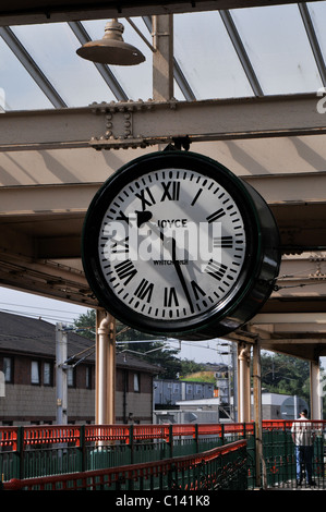 Große Uhr Carnforth station Stockfoto