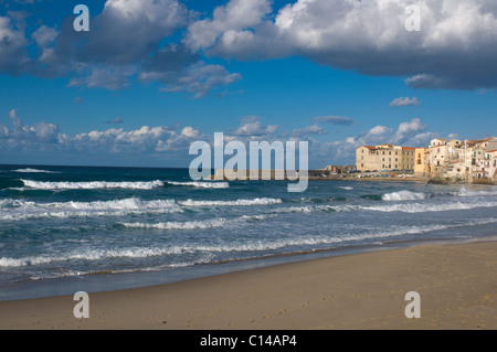 Strand von Cefalù Stadt Sicilia Italien Europa Stockfoto