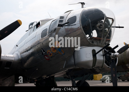 B17 VINTAGE WW2 BOMBER REPUBLIK FELD LONG ISLAND NEW YORK VEREINIGTE STAATEN VON AMERIKA Stockfoto