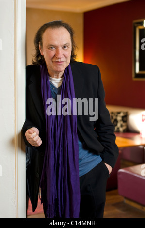 Dave Davies (b1947) formell führen, Gitarrist und Gründer der Band The Kinks.  Ihre Hits inklusive Lola Stockfoto