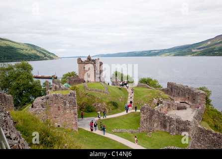 URQUHART CASTLE LOCH NESS SCHOTTLAND VEREINIGTES KÖNIGREICH Stockfoto