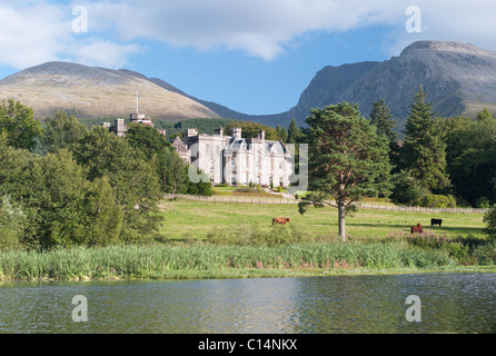 INVERLOCHY CASTLE FORT WILLIAM VEREINIGTES KÖNIGREICH SCHOTTLAND Stockfoto