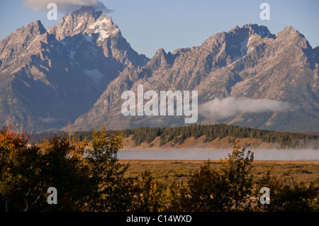 Ansichten von Jackson Lake Lodge, Herbstfarben, Berge, Moran, Grand Teton, Gletscherseen, Vistas, Grand-Teton-Nationalpark, Wyoming, USA Stockfoto