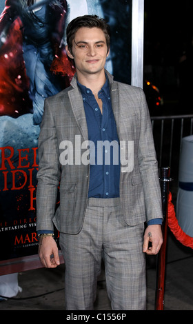 SHILOH FERNANDEZ RED RIDING HOOD LOS ANGELES PREMIERE. WARNER BROS HOLLYWOOD LOS ANGELES Kalifornien USA 7. März 2011 Stockfoto