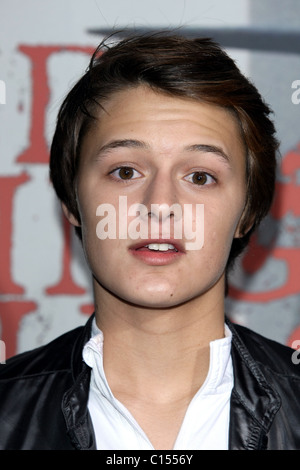 NOLAN SOTILLO RED RIDING HOOD LOS ANGELES PREMIERE. WARNER BROS HOLLYWOOD LOS ANGELES Kalifornien USA 7. März 2011 Stockfoto