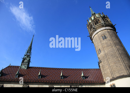 All Saints Church in Wittenberg, Deutschland, wo die 95 Thesen von Martin Luther am 31. Oktober 1517 verfasst wurden. Stockfoto