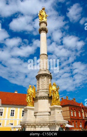 Denkmal vor der Kathedrale der Himmelfahrt der Jungfrau Maria, Zagreb, Kroatien Stockfoto
