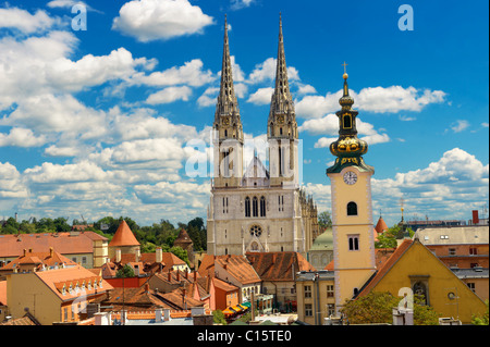 Die neugotische Kathedrale der Himmelfahrt der Jungfrau Maria, Zagreb, Kroatien Stockfoto
