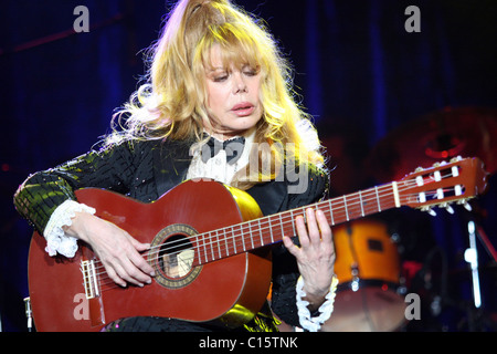 Charo führt am South Point Hotel und Casino Las Vegas, Nevada - 06.02.09 Mary Ann Owen / Stockfoto