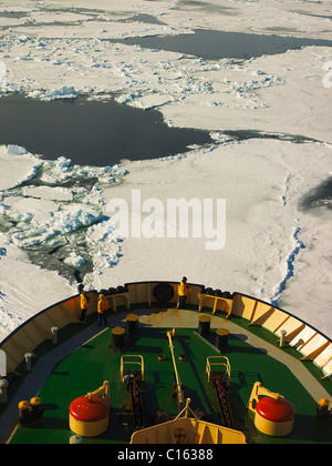 Eisbrecher Kapitan Khlebnikov im Packeis, Antarktis Stockfoto