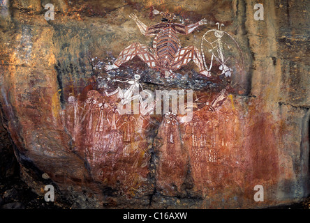 Gruppe von Geistern, Felsmalereien der Die aborigenis am Nourlangie Rock, Kakadu National Park, Northern Territory, Australien Stockfoto