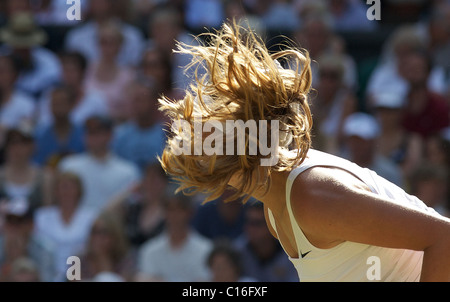 Victoria Azarenka, Bulgarien, in Aktion bei den All England Lawn Tennis Championships in Wimbledon, London, England. Stockfoto