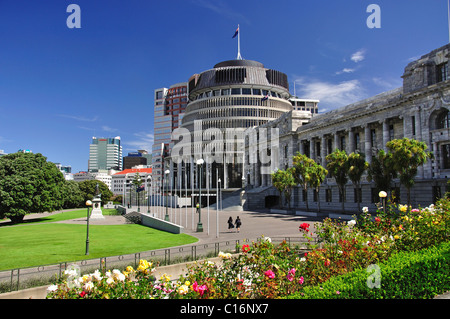 Neuseeland Regierung "Beehive" und Parlamentsgebäude. Region Lambton Quay, Wellington, Wellington, Nordinsel, Neuseeland Stockfoto