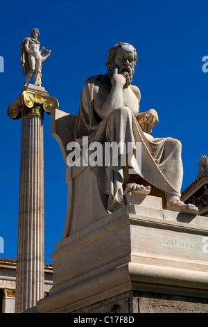 Sokrates-Statue Philosoph außerhalb der Athener Akademie Stockfoto