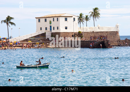 Forte de Santa Maria, Praia Porto da Barra, Salvador, Brasilien Stockfoto