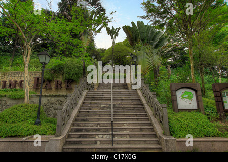 Treppe im Fort Canning Park in Singapur Stockfoto