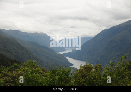 Blick auf zweifelhafte Sound, Fiordland, Neuseeland Stockfoto