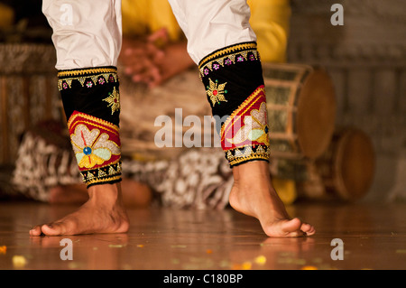 Balinesische Legong Tänzerin bei einer kulturellen Aussetzung in Ubud Stockfoto