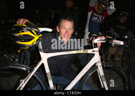 Lance Armstrong und Nike Sportswear starten "Stufen" am Montalban Theater Los Angeles, Kalifornien - 07.03.09 Stockfoto