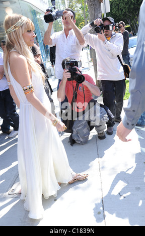 Schwangere Nicole Richie im Store auf der Melrose Avenue Kitson anlässlich des Starts von ihrem House of Harlow 1960 Schmucklinie. Los Stockfoto