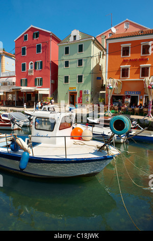 Den malerischen Fischerhafen von Veli Lošinj, Insel Lošinj, Kroatien Stockfoto