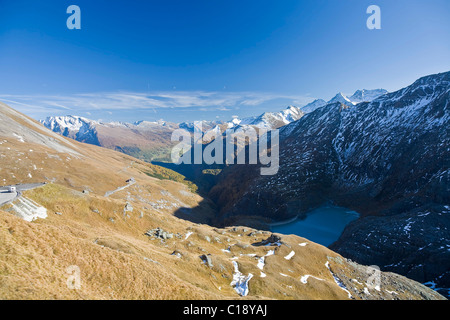 Berglandschaft mit Margaritzen Stausee vom Großglockner Hochalpenstraße, Nationalpark Hohe Tauern, Kärnten Stockfoto