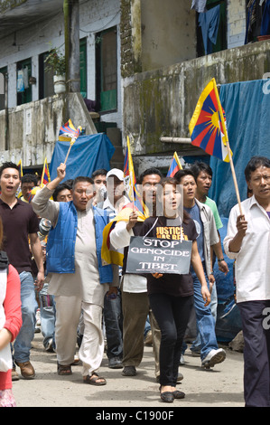 Tibeter auf einen Protest in Dharamsala, Indien, während die chinesischen Olympischen Spiele Stockfoto