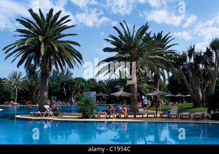 Melia Gorriones Hotel Schwimmbad am Strand Playa Sotavento auf Fuerteventura, Kanarische Inseln, Spanien, Europa Stockfoto