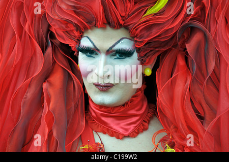 Transvestiten-Drag-Queen in der Christopher Street Day in Köln, Nordrhein-Westfalen, Deutschland, Europa Stockfoto