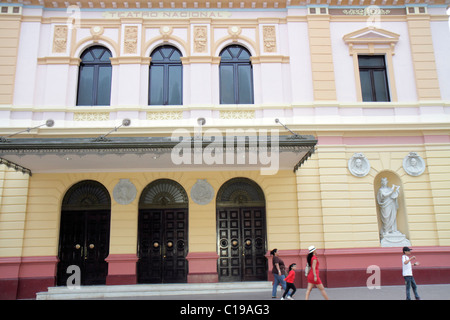 Panama,Lateinamerika,Mittelamerika,Panama City,Casco Viejo,San Alpine,Restaurierung,Erhaltung,Teatro Nacional,1905,neoklassische Architektur,Genaro Ruggier Stockfoto