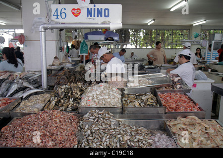 Panama Panama City, Ancon, Mercado de Mariscos, Markt, Händler, Shopping Shopper Shopper Shopper Shop Shops Markt Märkte Kauf Verkauf, Einzelhandel Geschäfte BU Stockfoto