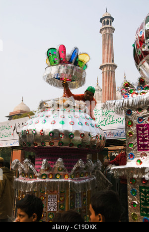 Gestaltet von Tazias in einer Moschee während Muharram, Jama Masjid, Delhi, Indien Stockfoto