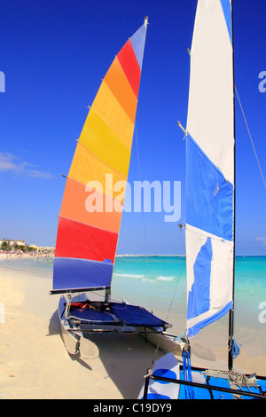 Hobie Cat im Mayan Riviera Playa del Carmen Mexiko-Karibik-Strand Stockfoto